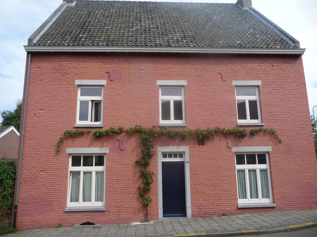 Het Rode Huis Mechelen Exterior photo